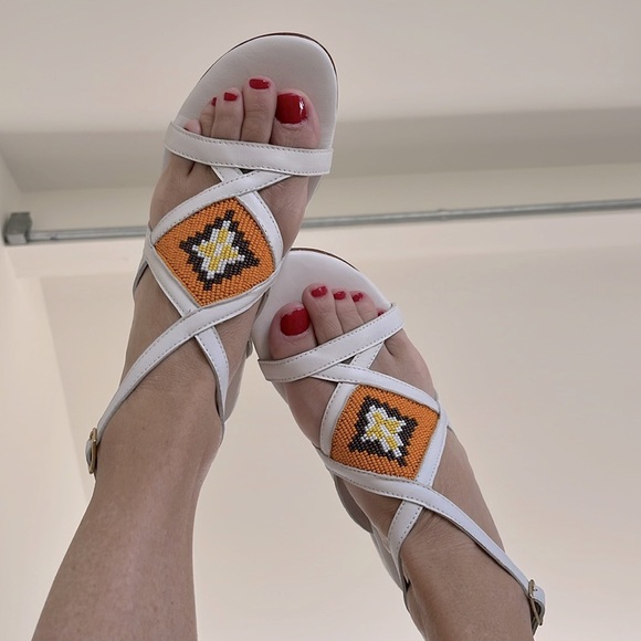 Anthropologie NWT laidback London hand  beaded Vacay all day Flat Sandal happy☀️ - Picture 4 of 9